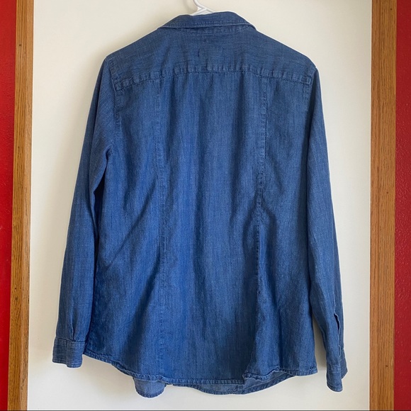 LOFT The Softened Shirt Chambray Jean L - Picture 9 of 9